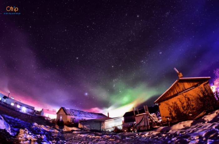 Thời điểm lý tưởng nhất để ngắm cực quang ở Mạc Hà kéo dài từ tháng 10 đến tháng 4.